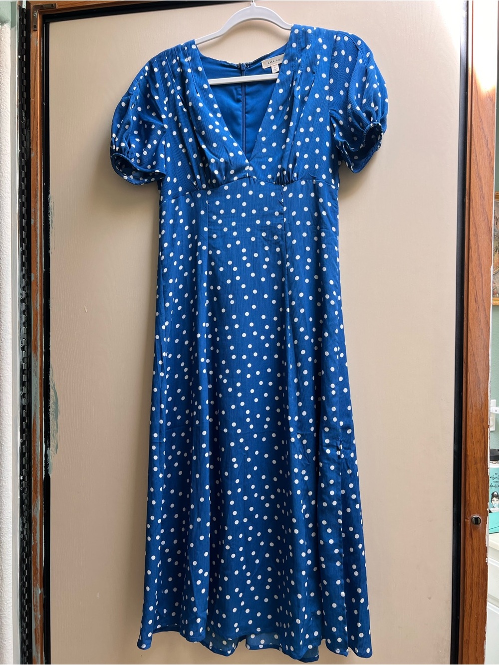 Gilli Blue Polka Dot Midi Dress with Puff Sleeves